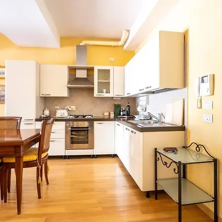 Deliziosa Casa Nel Centro Di Palazzo Storico Zambeccari Bologna
