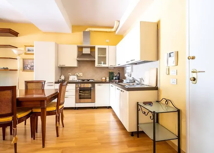 Deliziosa Casa Nel Centro Di Palazzo Storico Zambeccari Bologna