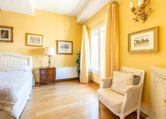 Deliziosa Casa Nel Centro Di Palazzo Storico Zambeccari